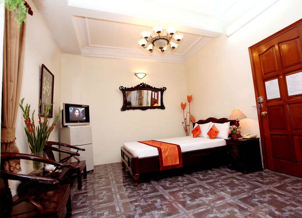 Family Holiday Hotel Hanoi Exterior photo